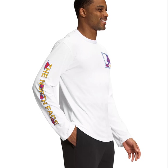 The North Face Men’s Long-Sleeve Shirt - Picture 9 of 10